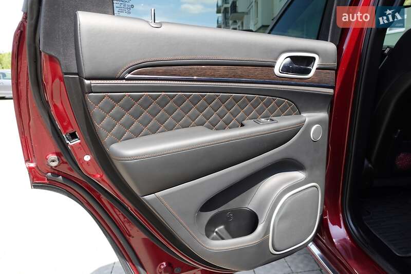 Внедорожник / Кроссовер Jeep Grand Cherokee 2019 в Львове фото 41 Внедорожник / Кроссовер Jeep Grand Cherokee 2019 в Львове