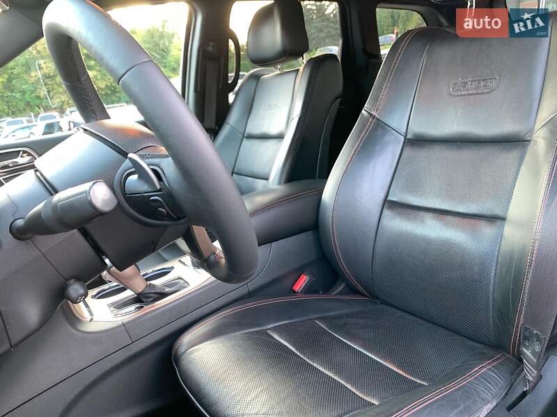 Внедорожник / Кроссовер Jeep Grand Cherokee 2016 в Виннице