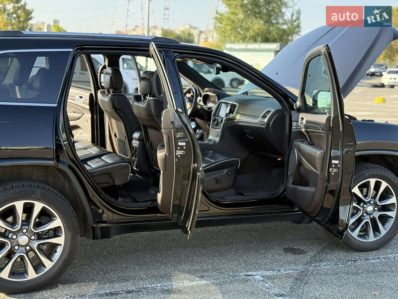 Внедорожник / Кроссовер Jeep Grand Cherokee 2018 в Киеве