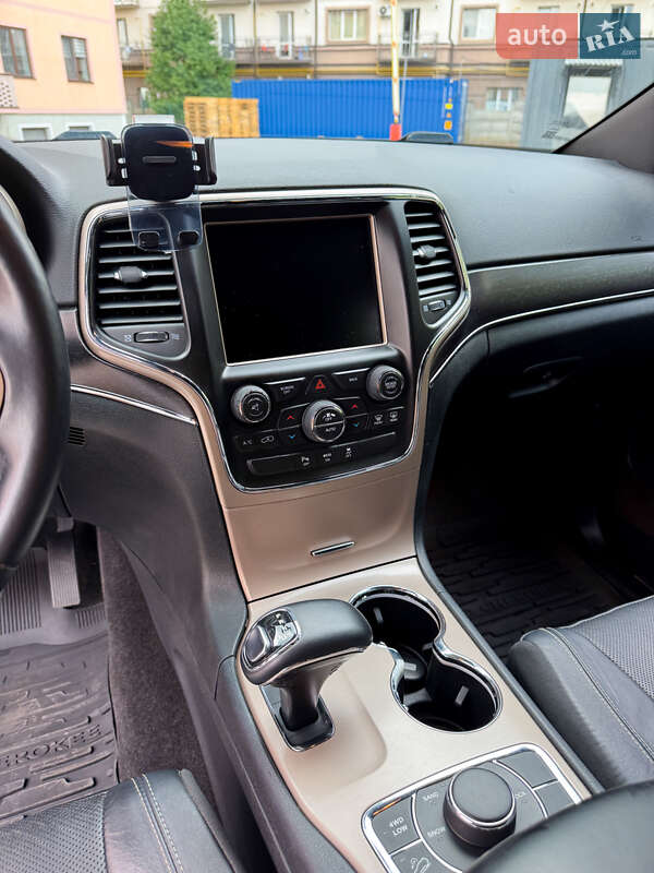 Внедорожник / Кроссовер Jeep Grand Cherokee 2014 в Ужгороде фото 19 Внедорожник / Кроссовер Jeep Grand Cherokee 2014 в Ужгороде