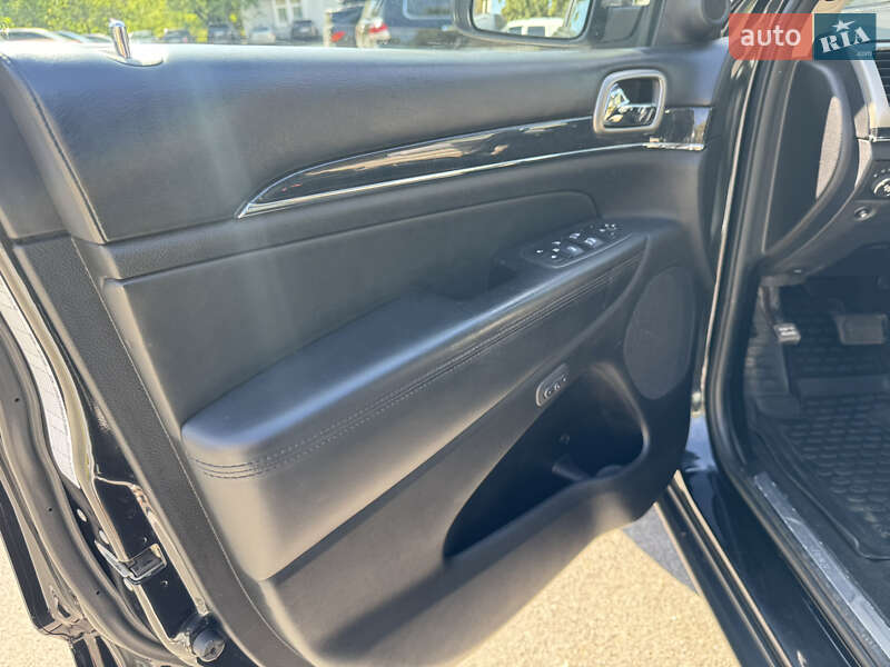 Позашляховик / Кросовер Jeep Grand Cherokee 2012 в Києві фото 34 Позашляховик / Кросовер Jeep Grand Cherokee 2012 в Києві