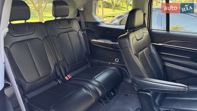 Внедорожник / Кроссовер Jeep Grand Cherokee 2021 в Киеве