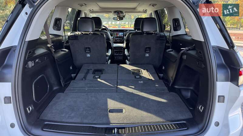 Внедорожник / Кроссовер Jeep Grand Cherokee 2021 в Киеве