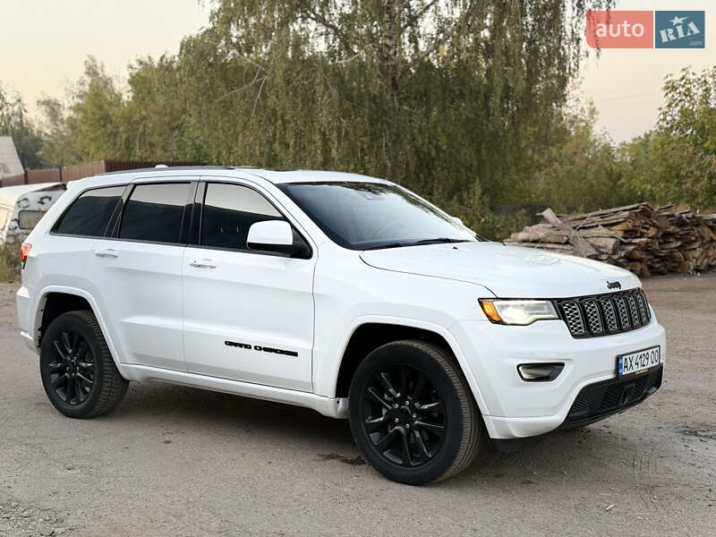 Внедорожник / Кроссовер Jeep Grand Cherokee 2019 в Харькове