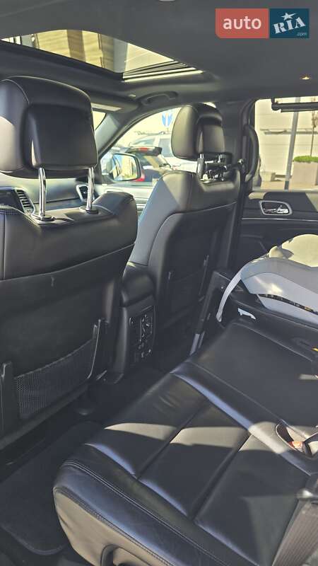 Внедорожник / Кроссовер Jeep Grand Cherokee 2020 в Львове