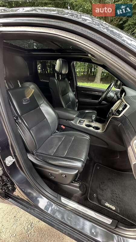 Внедорожник / Кроссовер Jeep Grand Cherokee 2015 в Львове