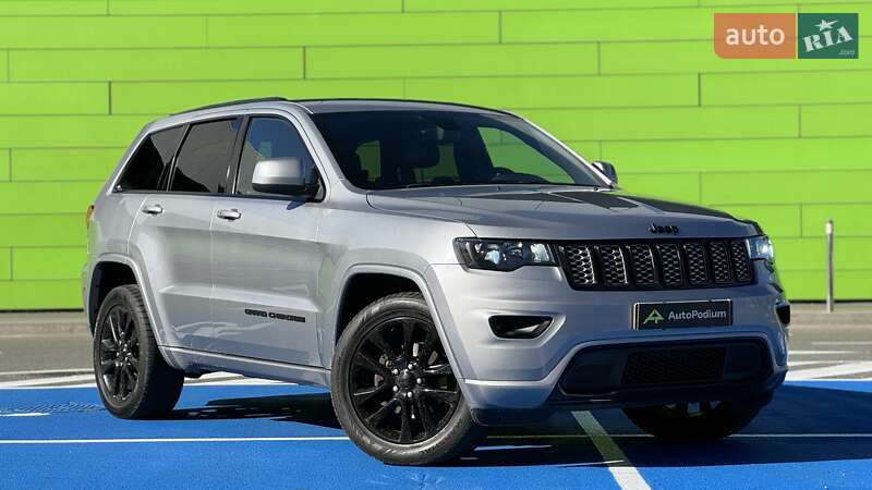 Позашляховик / Кросовер Jeep Grand Cherokee 2017 в Києві