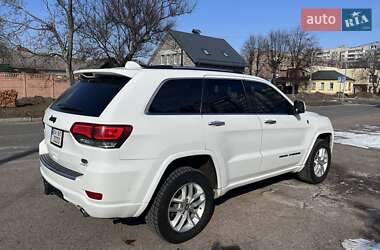 Внедорожник / Кроссовер Jeep Grand Cherokee 2017 в 