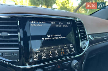 Внедорожник / Кроссовер Jeep Grand Cherokee 2020 в 