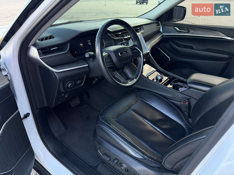 Внедорожник / Кроссовер Jeep Grand Cherokee 2022 в Киеве фото 10 Внедорожник / Кроссовер Jeep Grand Cherokee 2022 в Киеве