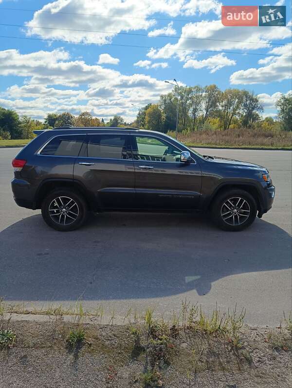 Внедорожник / Кроссовер Jeep Grand Cherokee 2018 в Шостке