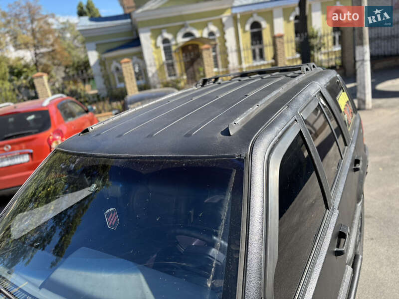 Внедорожник / Кроссовер Jeep Grand Cherokee 1993 в Днепре