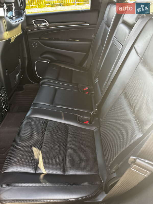 Позашляховик / Кросовер Jeep Grand Cherokee 2018 в Києві