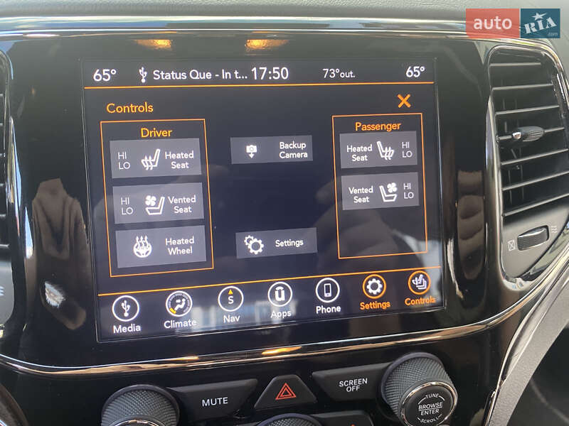 Внедорожник / Кроссовер Jeep Grand Cherokee 2019 в Киеве фото 22 Внедорожник / Кроссовер Jeep Grand Cherokee 2019 в Киеве