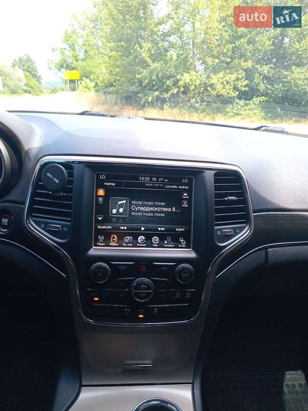 Внедорожник / Кроссовер Jeep Grand Cherokee 2013 в Ужгороде фото 16 Внедорожник / Кроссовер Jeep Grand Cherokee 2013 в Ужгороде