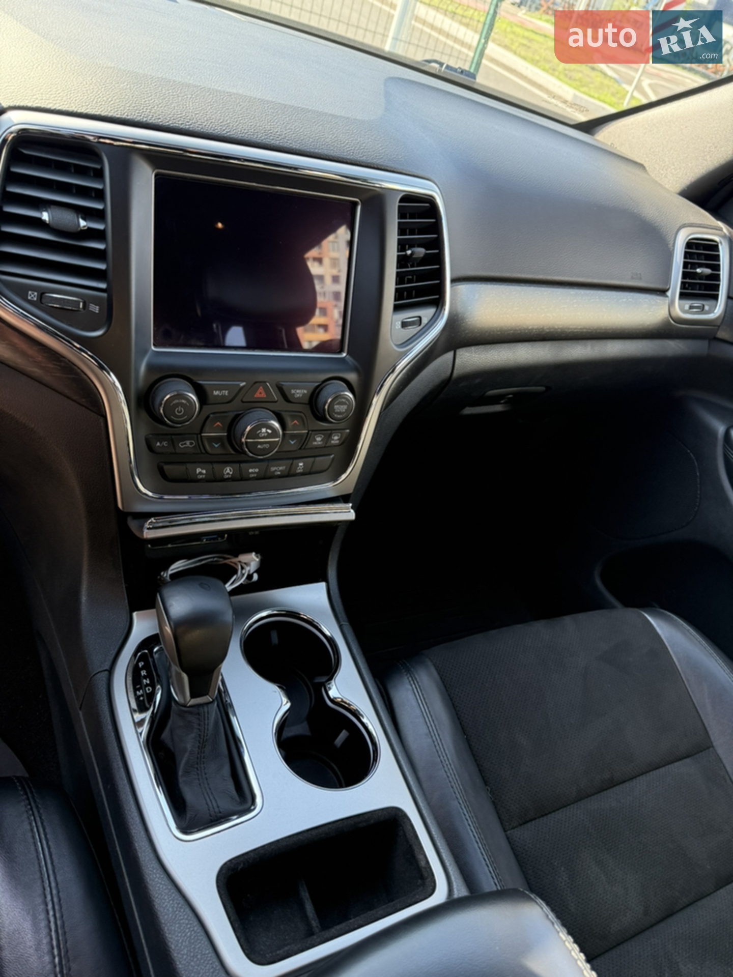 2018 Jeep Grand Cherokee - мініатюра 15