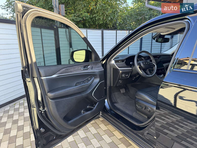 Внедорожник / Кроссовер Jeep Grand Cherokee 2022 в Киеве фото 15 Внедорожник / Кроссовер Jeep Grand Cherokee 2022 в Киеве