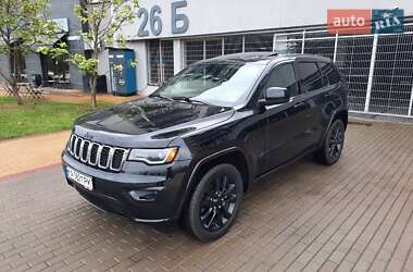 Внедорожник / Кроссовер Jeep Grand Cherokee 2018 в Киеве