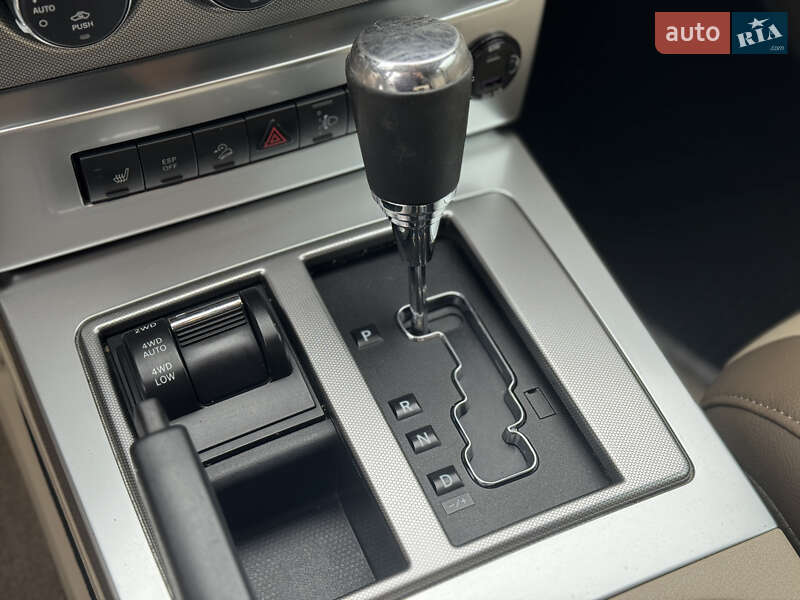 Внедорожник / Кроссовер Jeep Grand Cherokee 2008 в Киеве