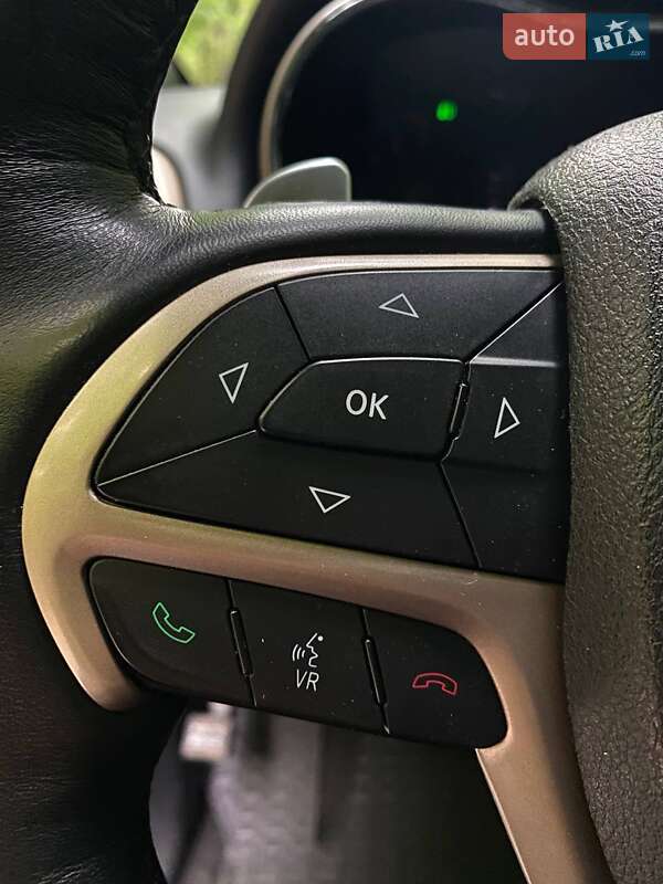 Внедорожник / Кроссовер Jeep Grand Cherokee 2015 в Белой Церкви