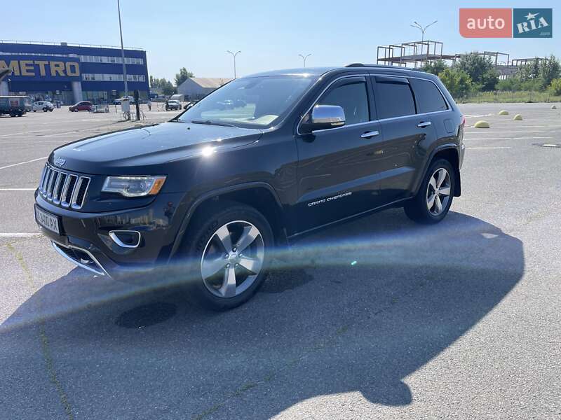 Внедорожник / Кроссовер Jeep Grand Cherokee 2016 в Киеве
