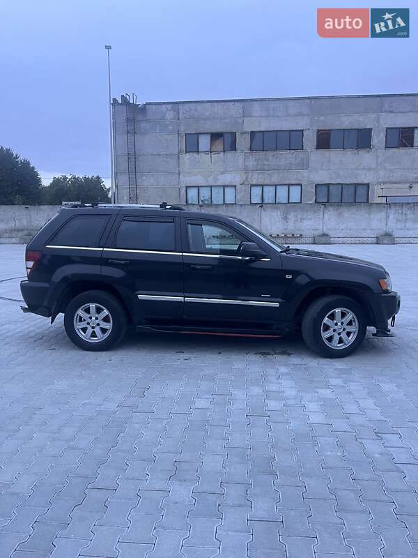 Внедорожник / Кроссовер Jeep Grand Cherokee 2006 в Тернополе