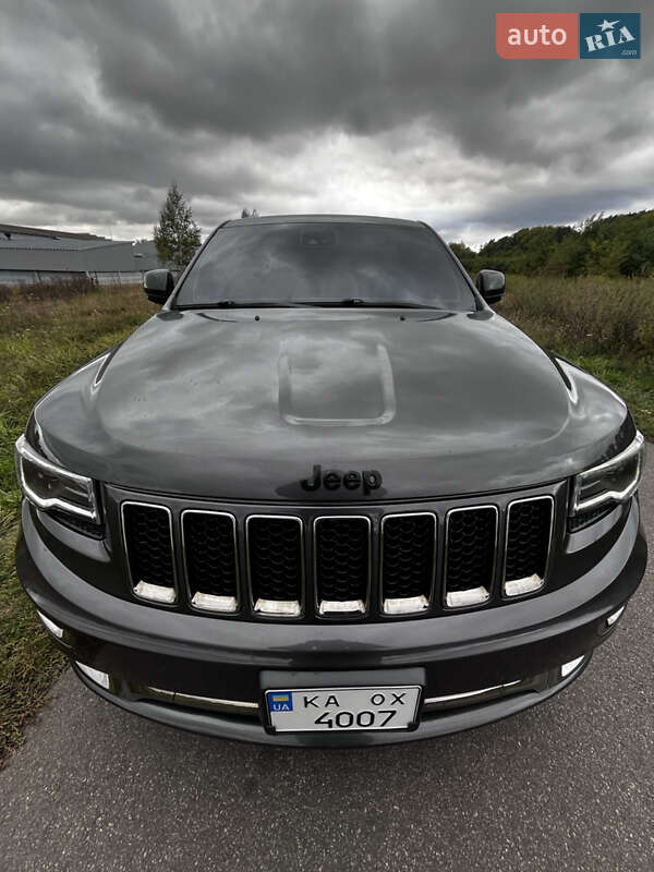Внедорожник / Кроссовер Jeep Grand Cherokee 2016 в Березане