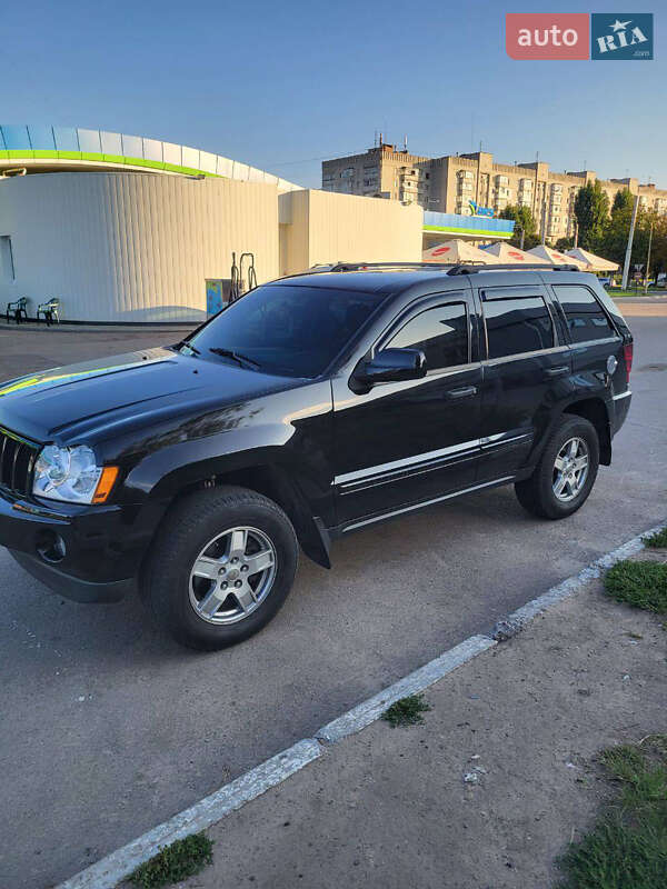 Внедорожник / Кроссовер Jeep Grand Cherokee 2006 в Кременчуге