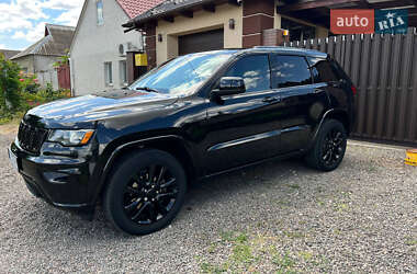 Позашляховик / Кросовер Jeep Grand Cherokee 2017 в Вознесенську
