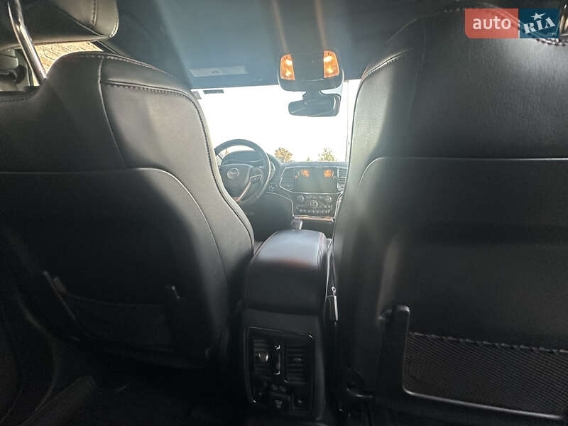 Внедорожник / Кроссовер Jeep Grand Cherokee 2019 в Любомле фото 13 Внедорожник / Кроссовер Jeep Grand Cherokee 2019 в Любомле