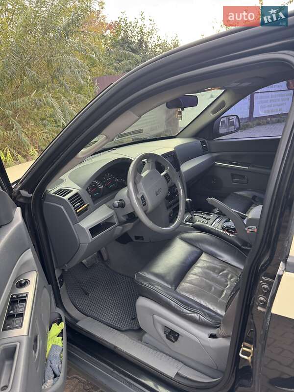 Внедорожник / Кроссовер Jeep Grand Cherokee 2006 в Сумах