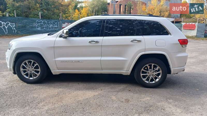 Внедорожник / Кроссовер Jeep Grand Cherokee 2015 в Полтаве