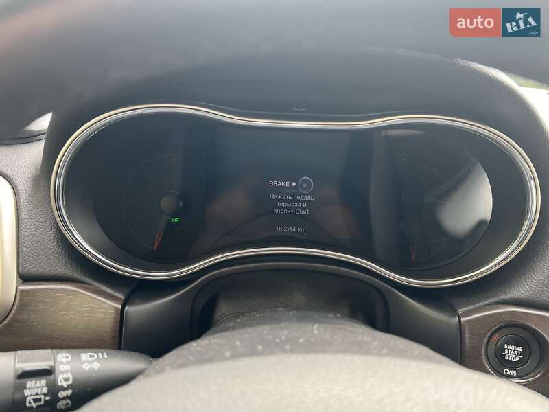 Внедорожник / Кроссовер Jeep Grand Cherokee 2016 в Тернополе