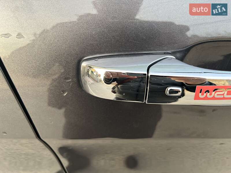 Внедорожник / Кроссовер Jeep Grand Cherokee 2016 в Тернополе