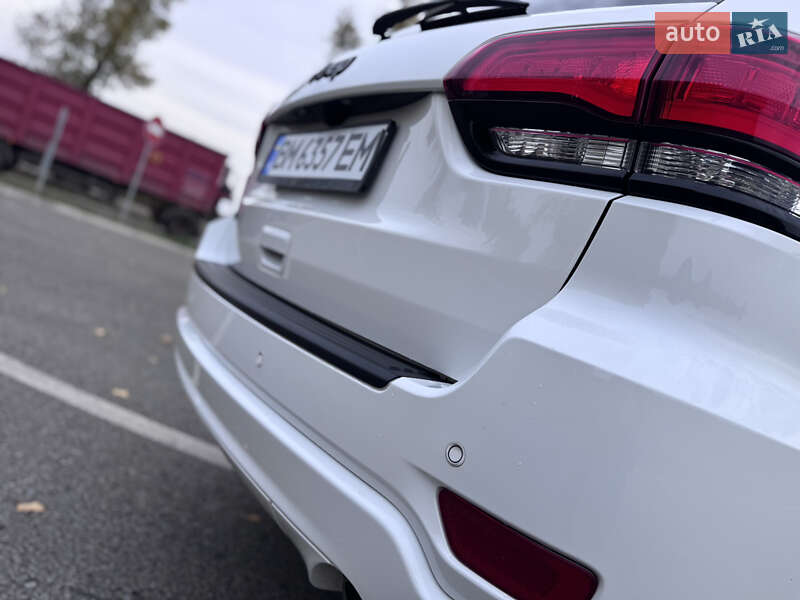 Внедорожник / Кроссовер Jeep Grand Cherokee 2021 в Ромнах