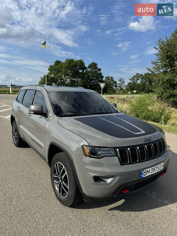 Внедорожник / Кроссовер Jeep Grand Cherokee 2020 в Киеве