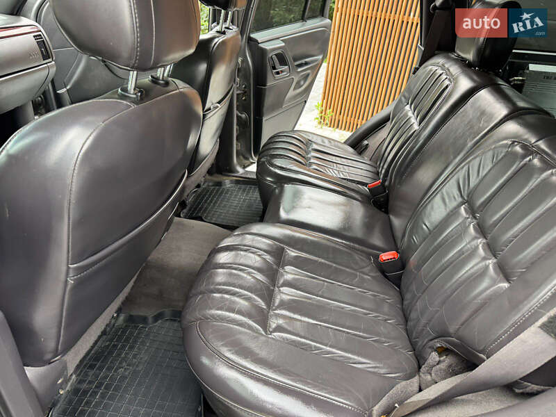 Внедорожник / Кроссовер Jeep Grand Cherokee 2000 в Косове