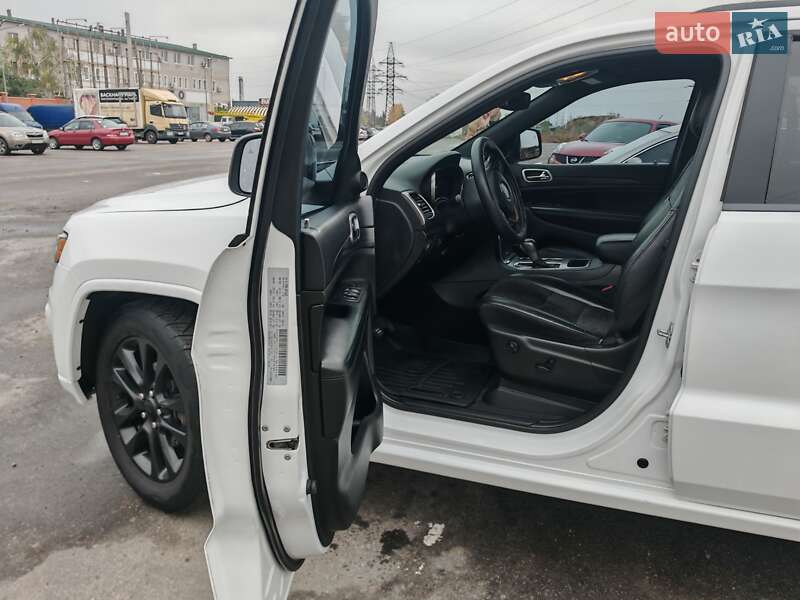 Внедорожник / Кроссовер Jeep Grand Cherokee 2018 в Харькове