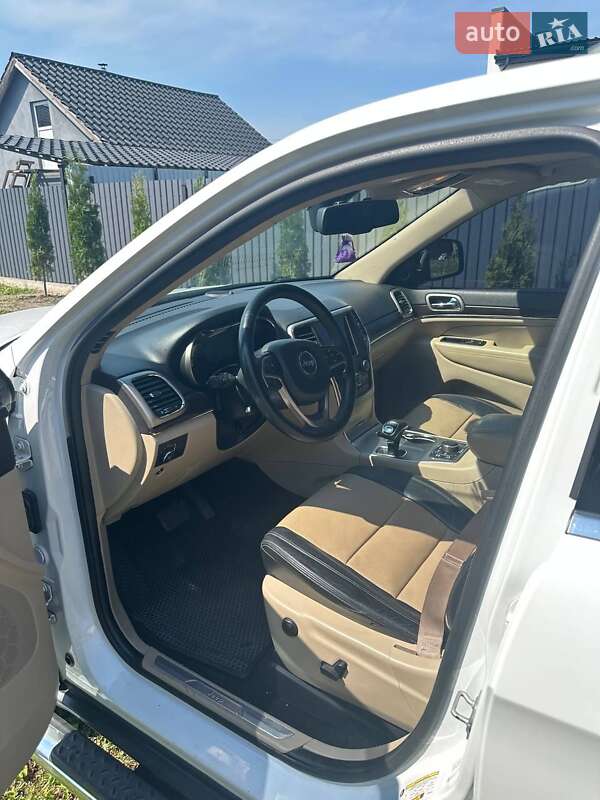 Внедорожник / Кроссовер Jeep Grand Cherokee 2013 в Звягеле фото 18 Внедорожник / Кроссовер Jeep Grand Cherokee 2013 в Звягеле