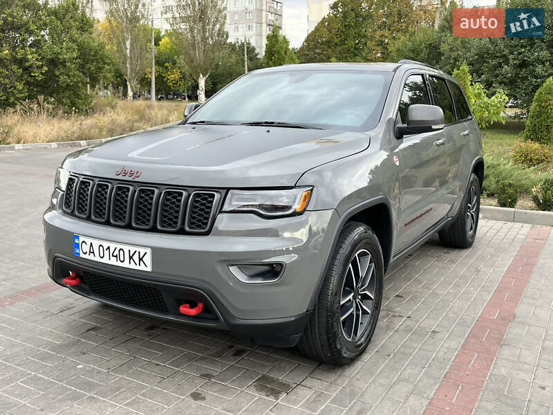Внедорожник / Кроссовер Jeep Grand Cherokee 2019 в Черкассах фото 2 Внедорожник / Кроссовер Jeep Grand Cherokee 2019 в Черкассах