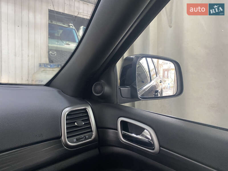 Позашляховик / Кросовер Jeep Grand Cherokee 2020 в Києві фото 22 Позашляховик / Кросовер Jeep Grand Cherokee 2020 в Києві