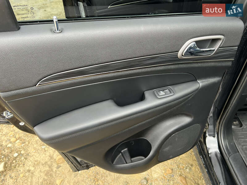 Внедорожник / Кроссовер Jeep Grand Cherokee 2021 в Ивано-Франковске фото 22 Внедорожник / Кроссовер Jeep Grand Cherokee 2021 в Ивано-Франковске