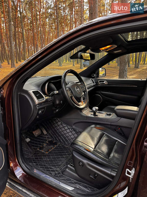 Внедорожник / Кроссовер Jeep Grand Cherokee 2014 в Сумах