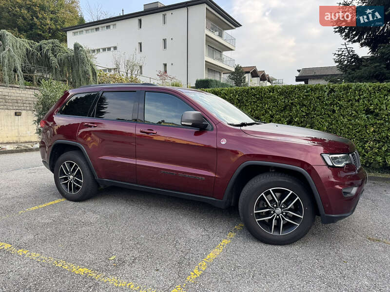 Позашляховик / Кросовер Jeep Grand Cherokee 2016 в Києві фото 17 Позашляховик / Кросовер Jeep Grand Cherokee 2016 в Києві