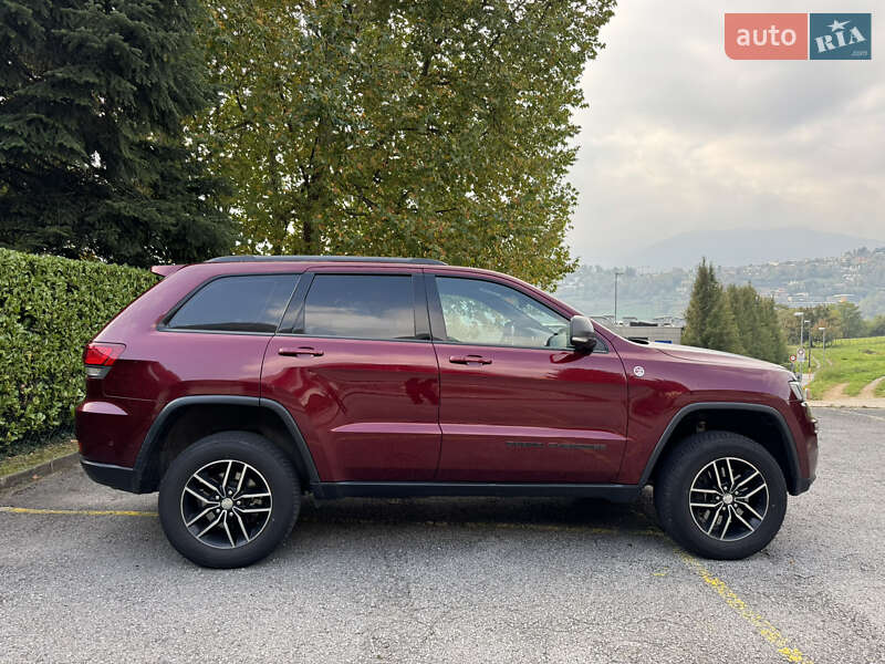 Позашляховик / Кросовер Jeep Grand Cherokee 2016 в Києві фото 19 Позашляховик / Кросовер Jeep Grand Cherokee 2016 в Києві