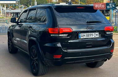 Позашляховик / Кросовер Jeep Grand Cherokee 2017 в  фото 7 Позашляховик / Кросовер Jeep Grand Cherokee 2017 в