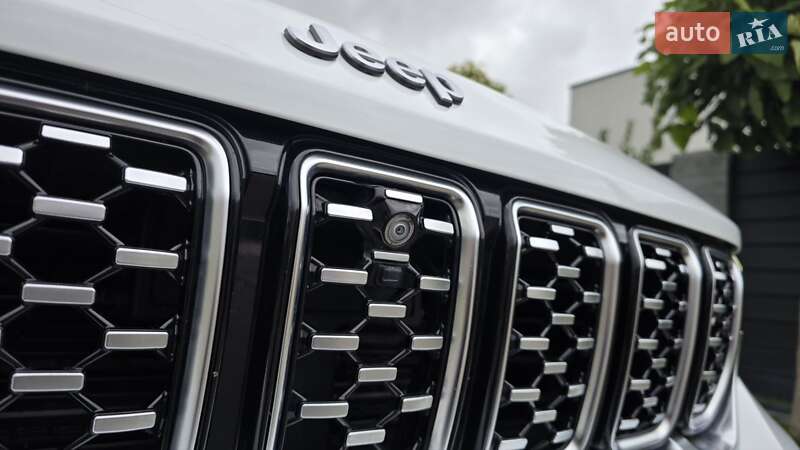 Внедорожник / Кроссовер Jeep Grand Cherokee 2022 в Киеве фото 14 Внедорожник / Кроссовер Jeep Grand Cherokee 2022 в Киеве