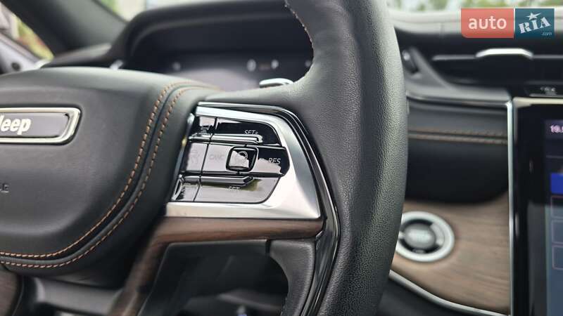 Внедорожник / Кроссовер Jeep Grand Cherokee 2022 в Киеве фото 48 Внедорожник / Кроссовер Jeep Grand Cherokee 2022 в Киеве