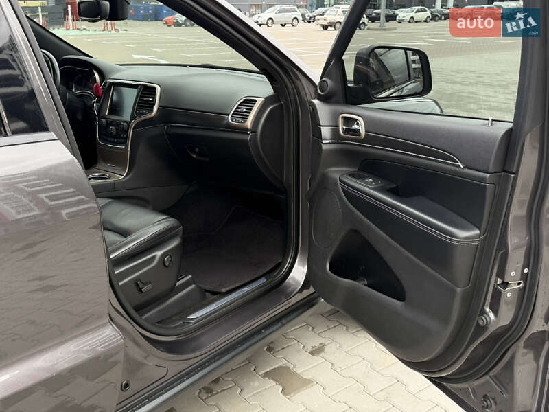 Позашляховик / Кросовер Jeep Grand Cherokee 2015 в Києві фото 8 Позашляховик / Кросовер Jeep Grand Cherokee 2015 в Києві