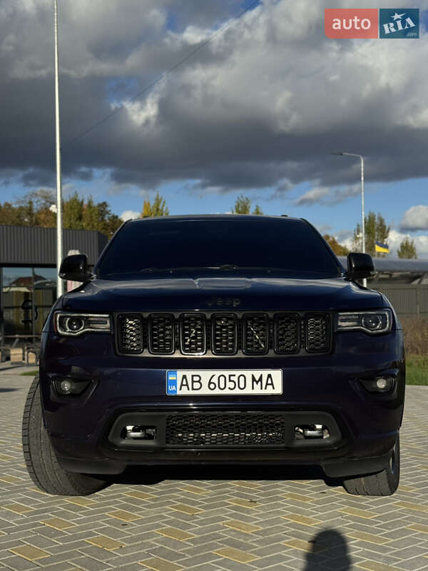 Внедорожник / Кроссовер Jeep Grand Cherokee 2014 в Гайсине
